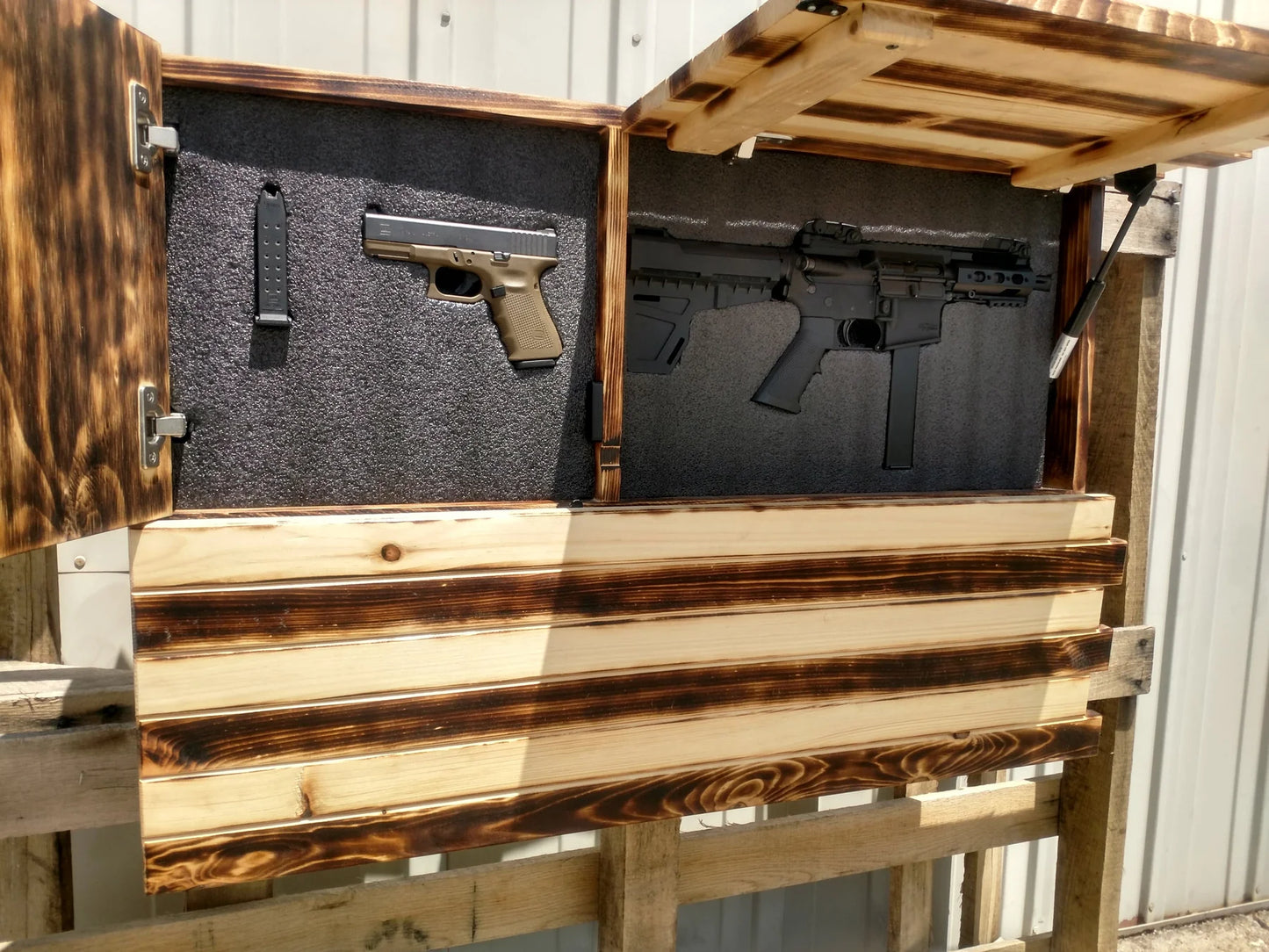 Deluxe 3-Compartment Gun Concealment Case – American Flag Designs