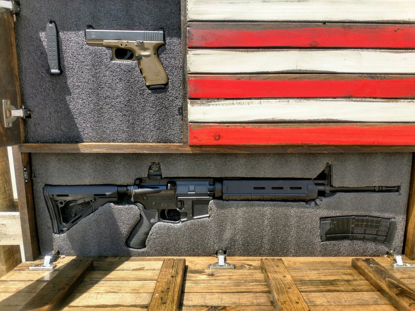 Large American Flag Gun Concealment Case – Dual Compartment