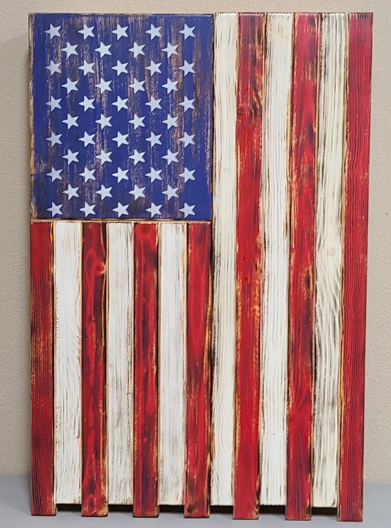 Large Vertical Hanging American Flag Gun Concealment Case